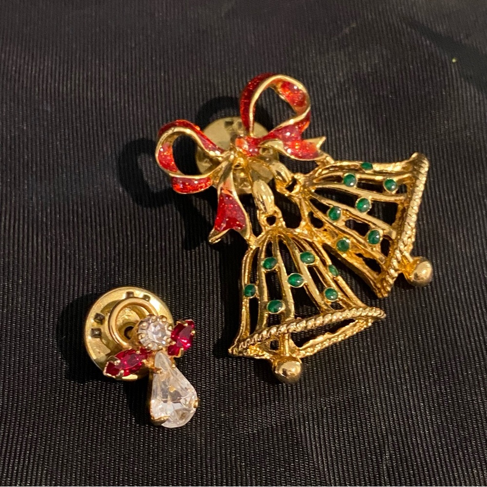 Holiday/Winter Festive Brooch Collection - Lot of 8 - Picture 7 of 8